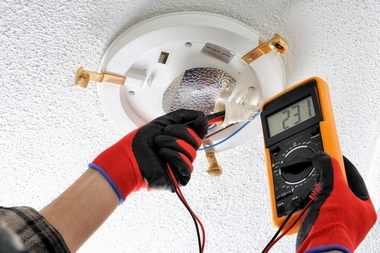 Des Moines electrical repair professionals in WA near 98198